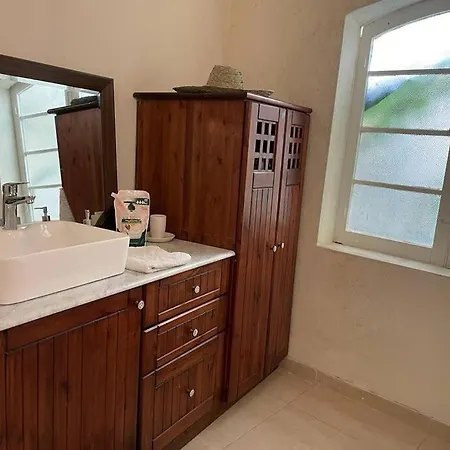 Unique Farmhouse-4 Double Bedroom, Quiet W/views Villa Għarb