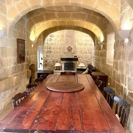 빌라 Unique Farmhouse-4 Double Bedroom, Quiet W/views *